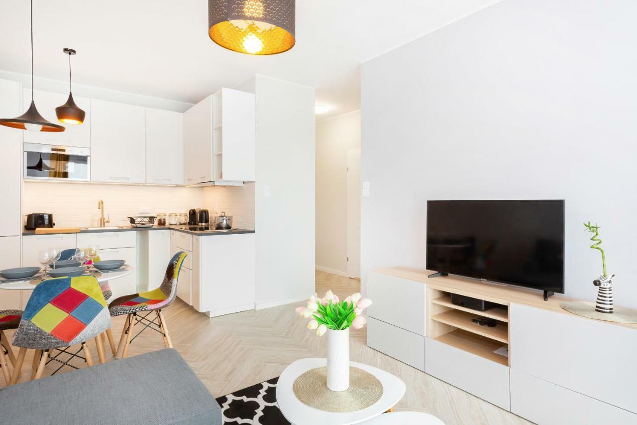 Apartments Rondo Wiatraczna By Noclegi Renters Varsovia Exterior foto